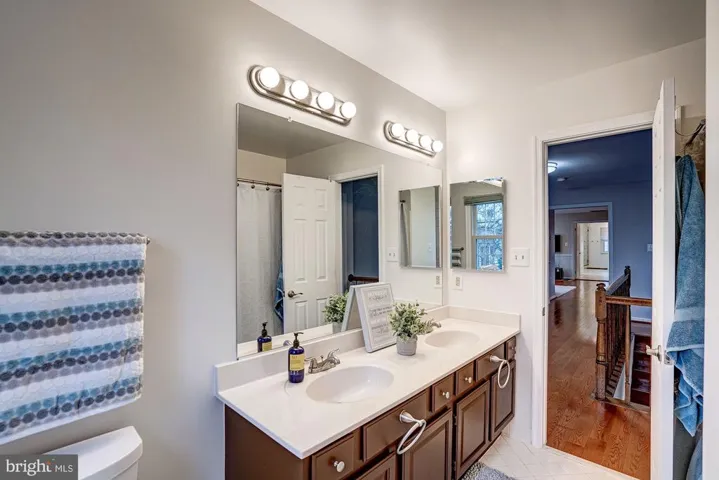 701 Huntsman Pl, Herndon, Virginia 20170