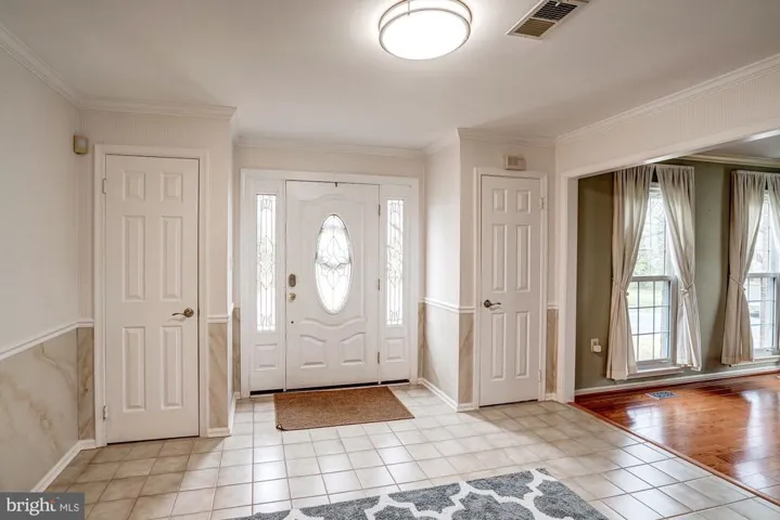 701 Huntsman Pl, Herndon, Virginia 20170
