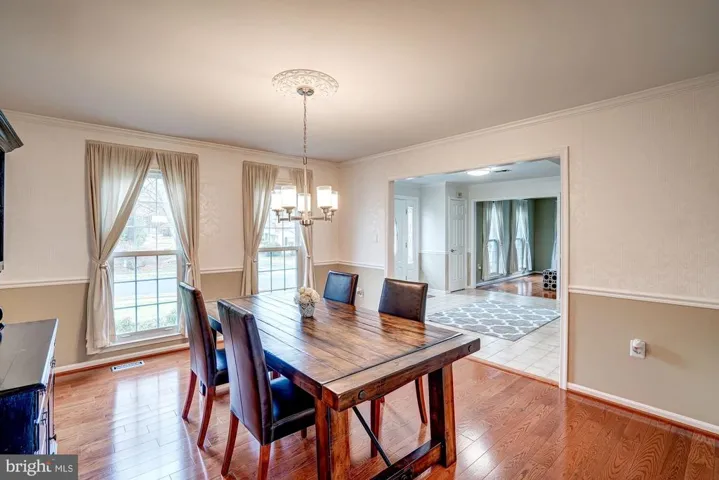 701 Huntsman Pl, Herndon, Virginia 20170
