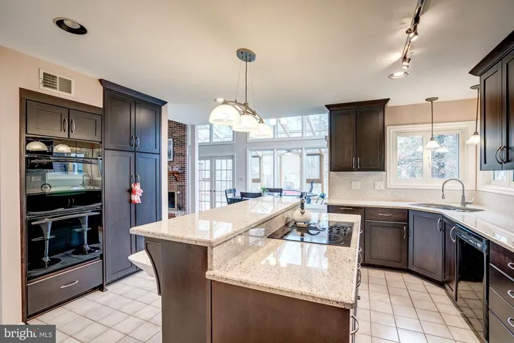 701 Huntsman Pl, Herndon, Virginia 20170