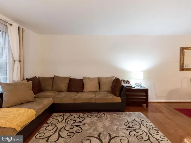 7128 Vantage Dr, Alexandria, Virginia 22306