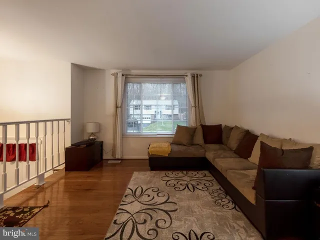 7128 Vantage Dr, Alexandria, Virginia 22306