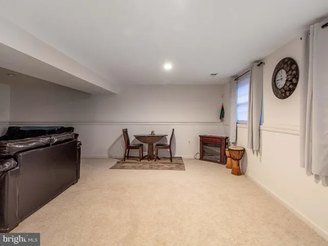 7128 Vantage Dr, Alexandria, Virginia 22306