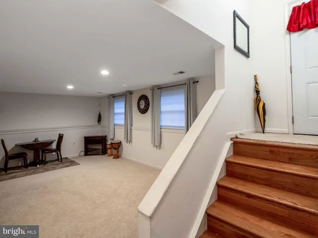 7128 Vantage Dr, Alexandria, Virginia 22306