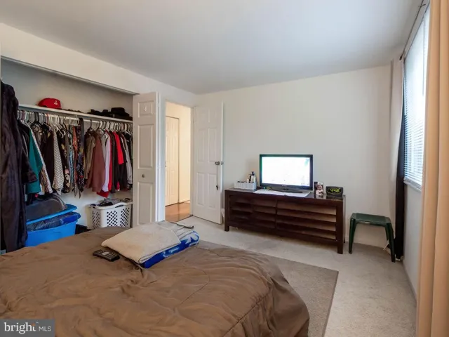 7128 Vantage Dr, Alexandria, Virginia 22306