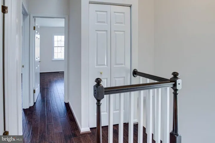 4288 Sleepy Lake Dr, Fairfax, Virginia 22033