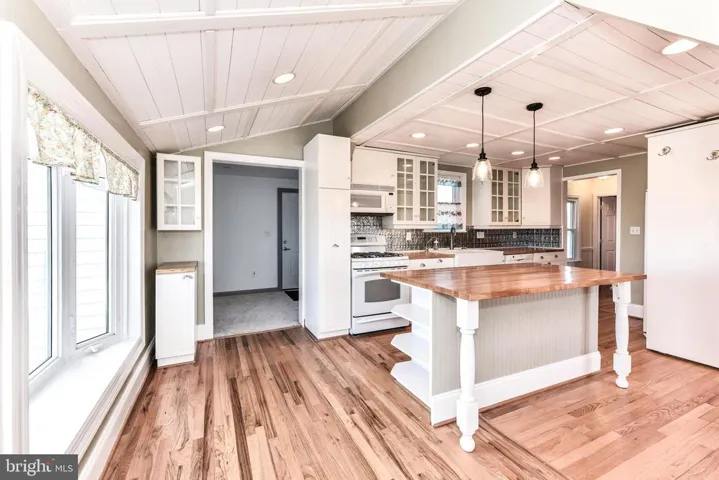 14350 Fleetwood Dr, Nokesville, Virginia 20181
