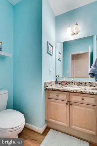 6711 Lake Village Dr, Alexandria, Virginia 22315