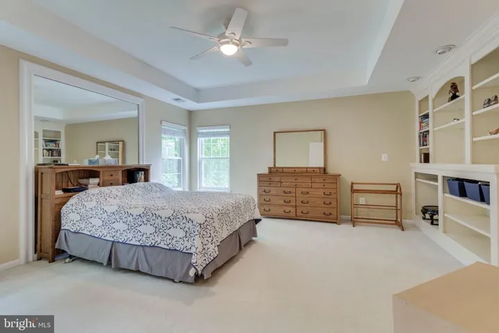 6711 Lake Village Dr, Alexandria, Virginia 22315