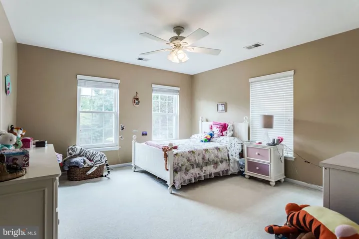6711 Lake Village Dr, Alexandria, Virginia 22315
