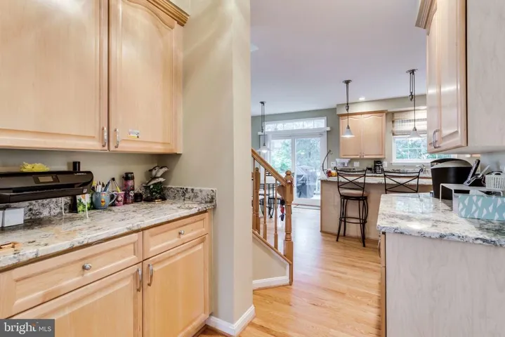 6711 Lake Village Dr, Alexandria, Virginia 22315