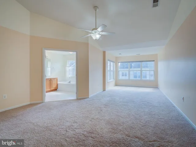 7355 Bloomington, Springfield, Virginia 22150
