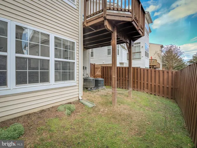 7355 Bloomington, Springfield, Virginia 22150