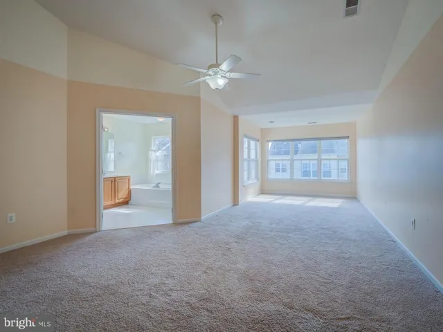 7355 Bloomington, Springfield, Virginia 22150