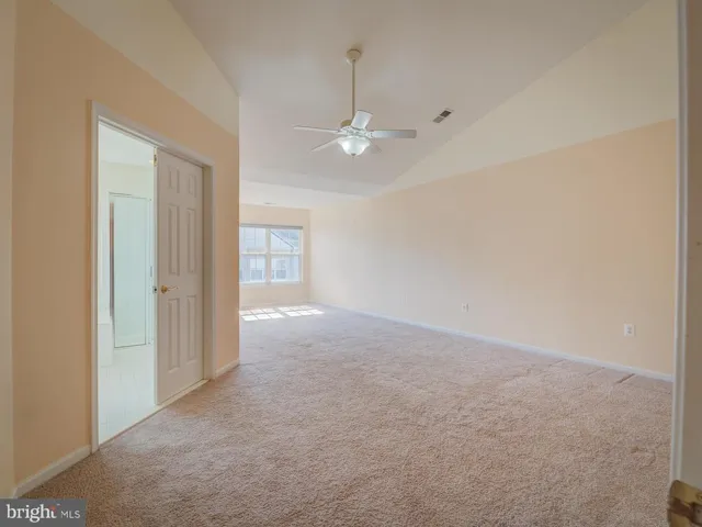 7355 Bloomington, Springfield, Virginia 22150
