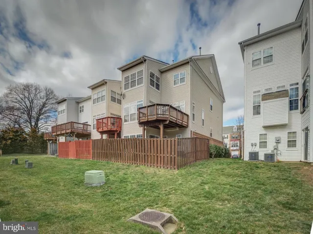 7355 Bloomington, Springfield, Virginia 22150
