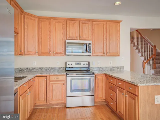 7355 Bloomington, Springfield, Virginia 22150