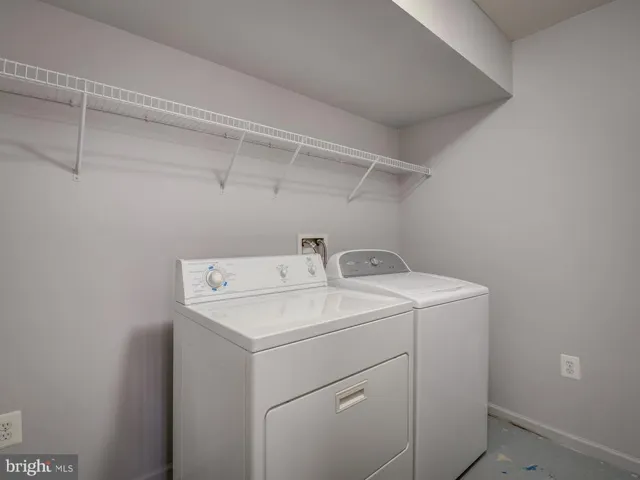 7355 Bloomington, Springfield, Virginia 22150