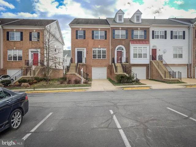 7355 Bloomington, Springfield, Virginia 22150