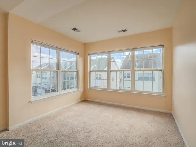 7355 Bloomington, Springfield, Virginia 22150