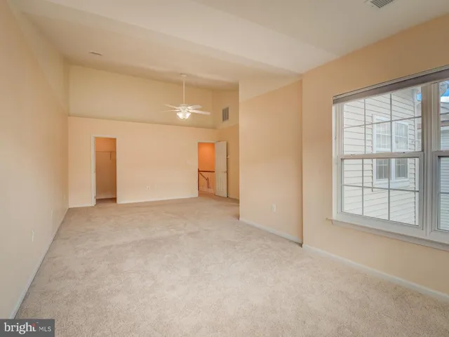 7355 Bloomington, Springfield, Virginia 22150