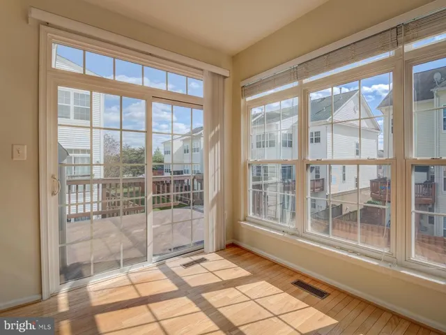 7355 Bloomington, Springfield, Virginia 22150