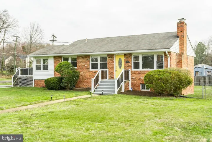 8401 Leaf Rd, Alexandria, Virginia 22309