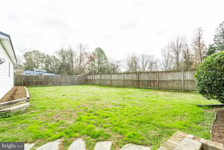 8401 Leaf Rd, Alexandria, Virginia 22309