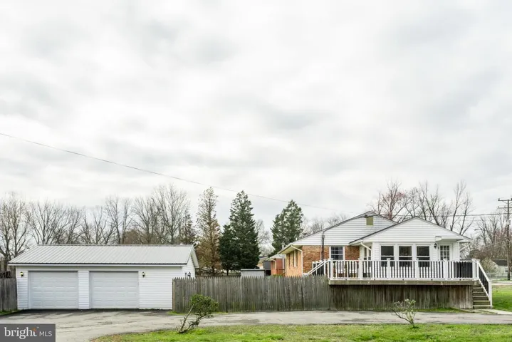 8401 Leaf Rd, Alexandria, Virginia 22309