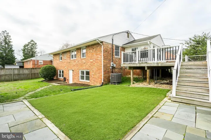 8401 Leaf Rd, Alexandria, Virginia 22309