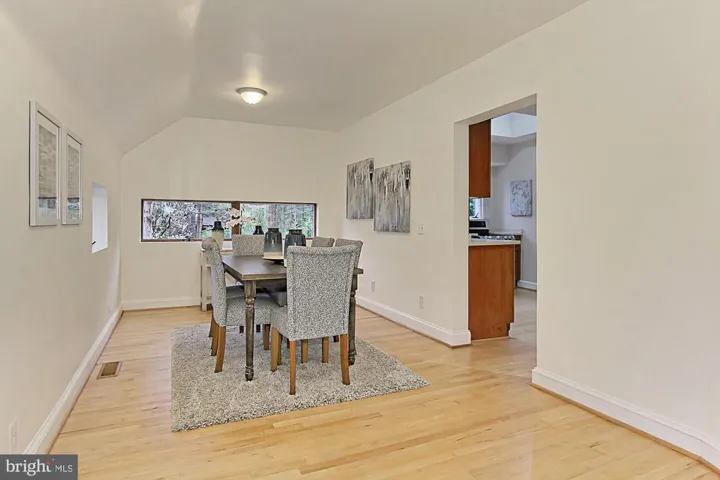 3107 Beechwood Ln, Falls Church, Virginia 22042