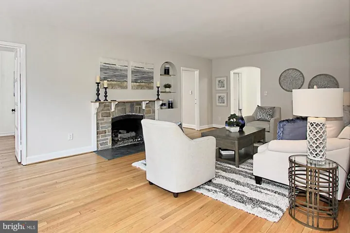 3107 Beechwood Ln, Falls Church, Virginia 22042