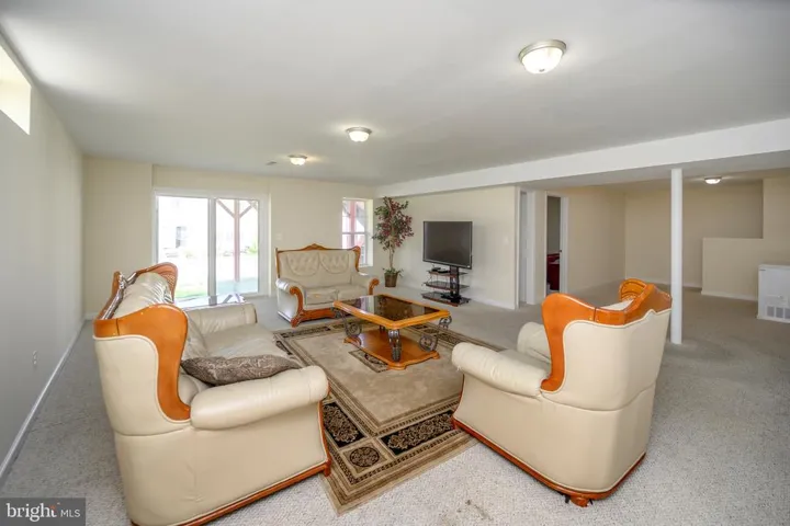 5500 Silver Maple Ln, Fredericksburg, Virginia 22407