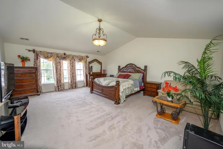 5500 Silver Maple Ln, Fredericksburg, Virginia 22407