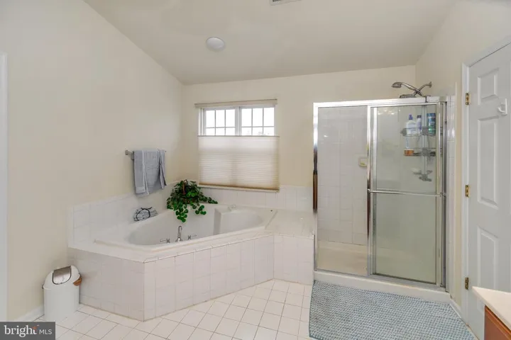 5500 Silver Maple Ln, Fredericksburg, Virginia 22407