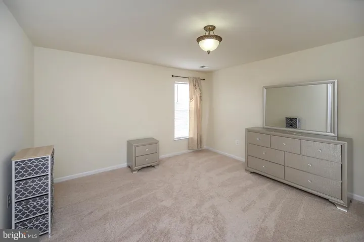 5500 Silver Maple Ln, Fredericksburg, Virginia 22407