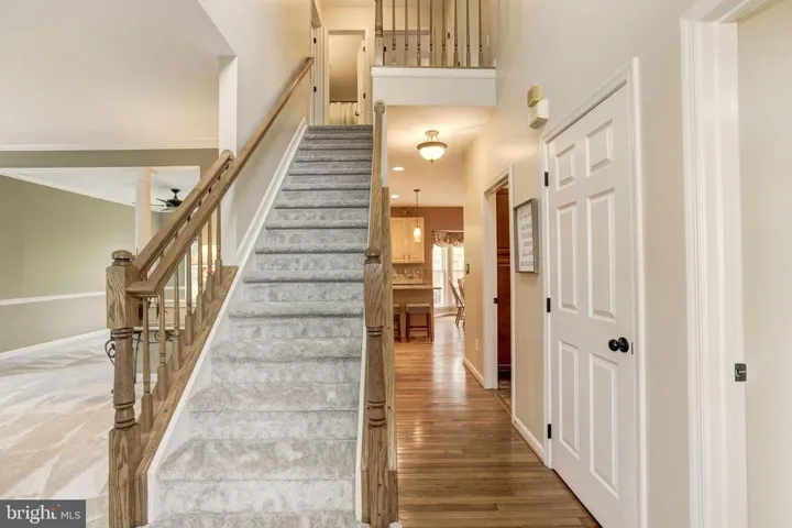 14912 Greenhill Crossing Dr, Haymarket, Virginia 20169