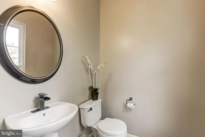 14912 Greenhill Crossing Dr, Haymarket, Virginia 20169