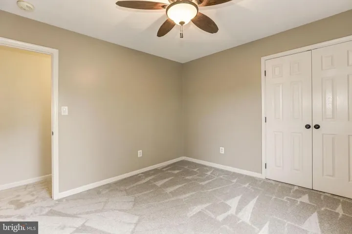 14912 Greenhill Crossing Dr, Haymarket, Virginia 20169