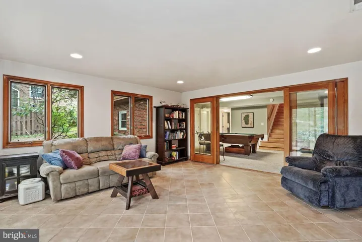 3413 Frenora Ct, Falls Church, Virginia 22042