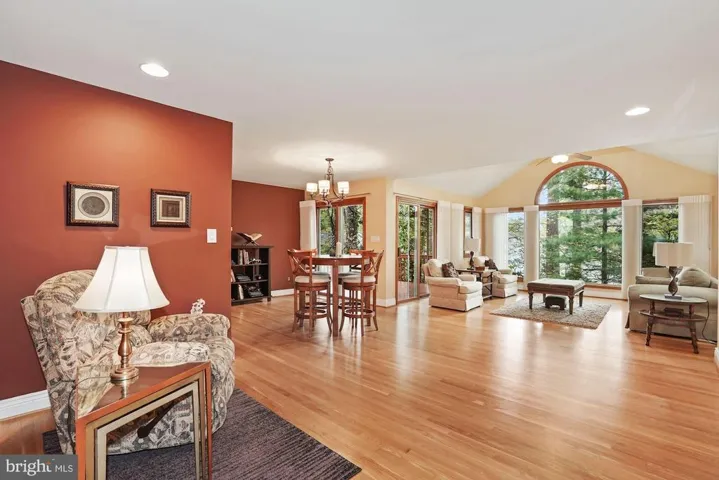 3413 Frenora Ct, Falls Church, Virginia 22042