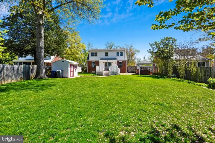 2912 Stuart Dr, Falls Church, Virginia 22042