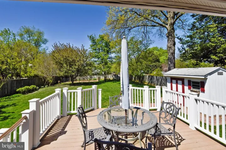 2912 Stuart Dr, Falls Church, Virginia 22042