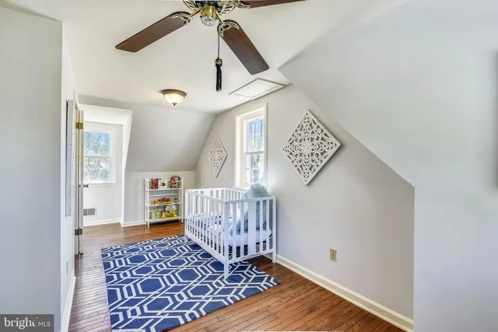 2912 Stuart Dr, Falls Church, Virginia 22042