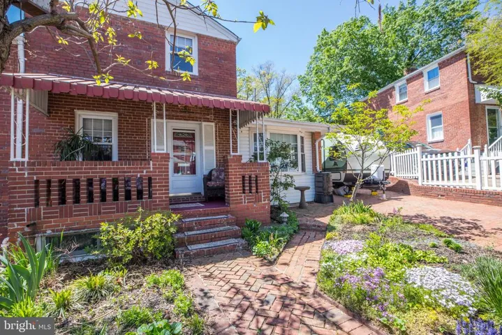 2454 S Monroe St, Arlington, Virginia 22206
