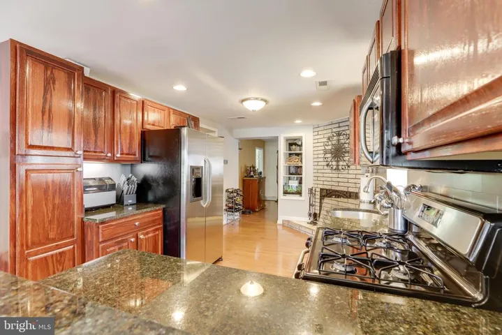 2454 S Monroe St, Arlington, Virginia 22206