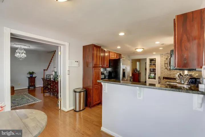 2454 S Monroe St, Arlington, Virginia 22206