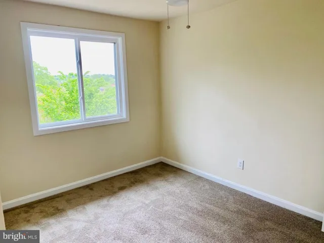 656 Audrey Ln, Oxon Hill, Maryland 20745