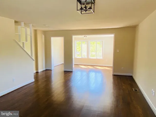 656 Audrey Ln, Oxon Hill, Maryland 20745
