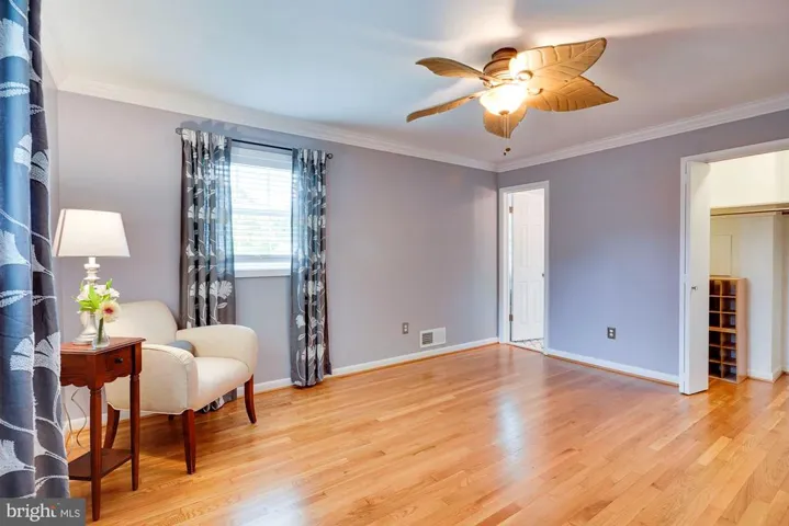 1325 N Ivanhoe St, Alexandria, Virginia 22304